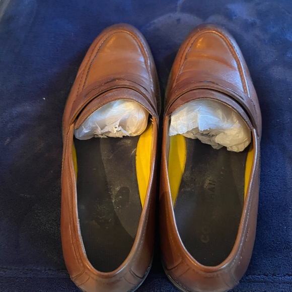 Cole Haan Loafers size 9.5. So comfortable and very classy. Absolutely stylish! main image 6